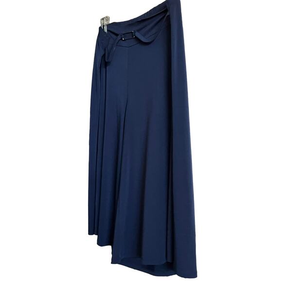 LANE BRYANT ANKLE PULL-ON CULOTTES, WOMENS, 18/20, NAVY BLUE WITH SILVER BUCKLE - Picture 2 of 10